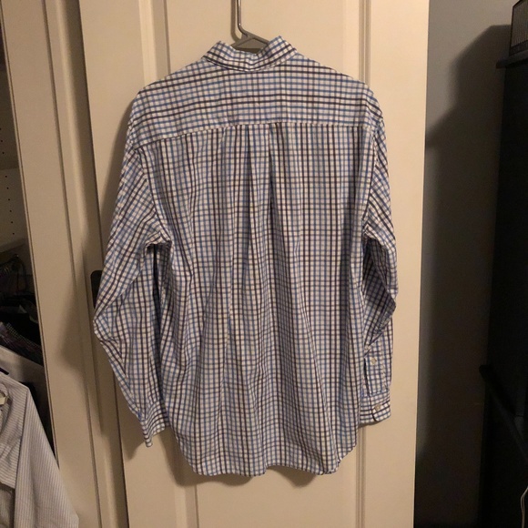 Vineyard Vines Men’s Whale Shirt - Picture 2 of 3